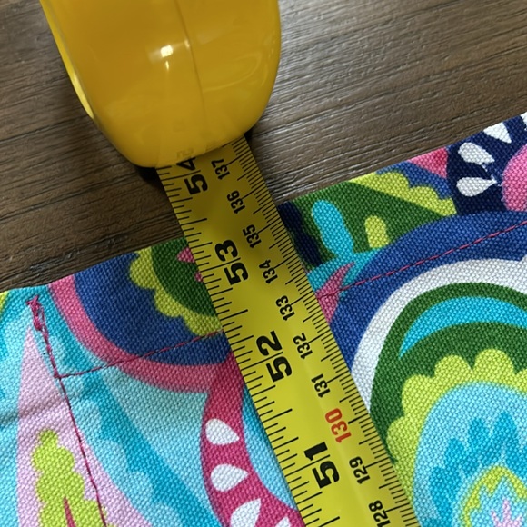 Brand🆕️ Buckhead Betties Multi-colored Tablecloth - Picture 3 of 4